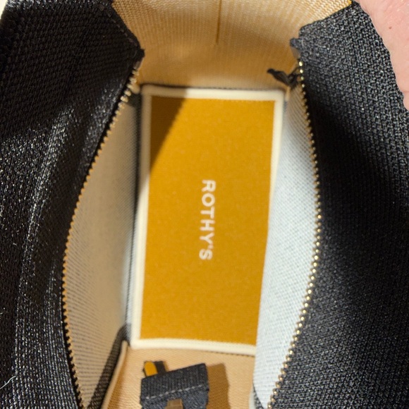 New in Box & Authentic Rothy’s The Mini Hand Bag - Piano Keys - Picture 5 of 8